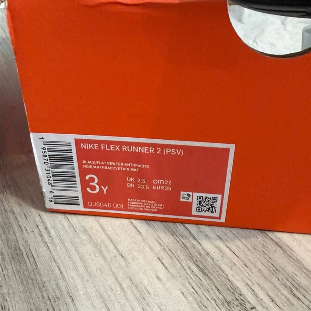 Nike Flex Runner 2 Black and Anthracite - Picture 2 of 7